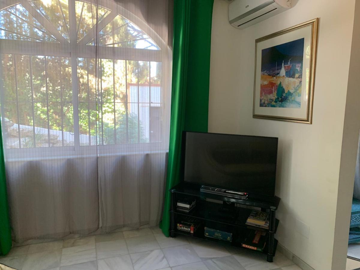 Calahonda Apartment Sitio de Calahonda Exterior photo